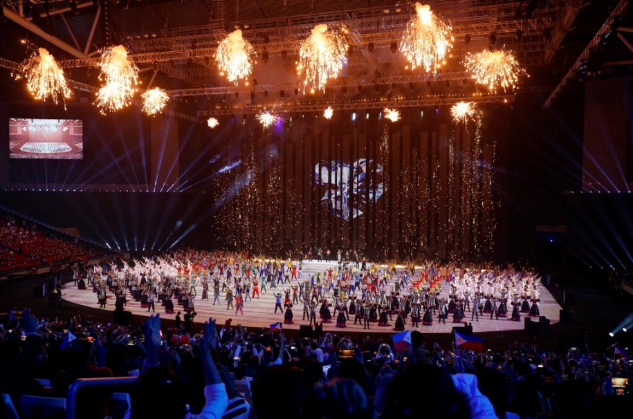 Chùm ảnh ấn tượng Lễ Khai mạc SEA Games 30