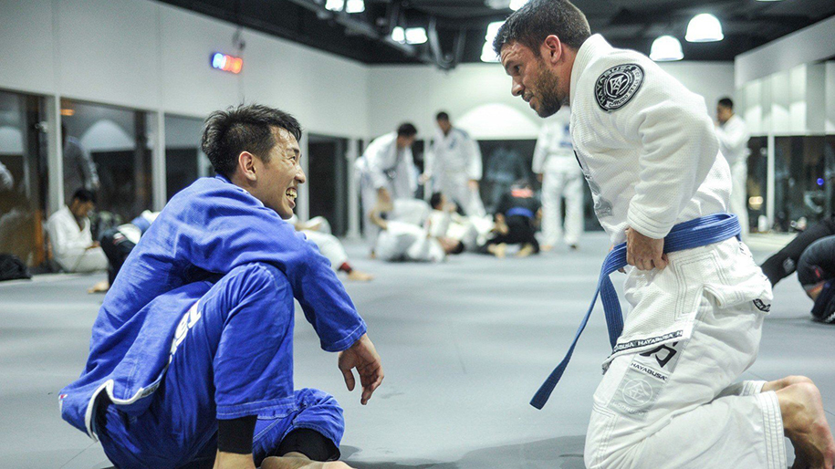 Mặt Tối Brazillian Jiujitsu: Gia Trưởng, Độc Tài, Cuồng Tín (Phần 1)
