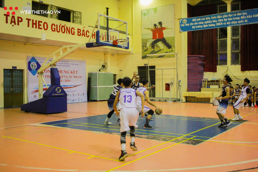 Sôi động các trận đấu ngày khai mạc giải bóng rổ sinh viên Tp.Hồ Chí Minh 2019 Sôi động các trận đấu ngày khai mạc giải bóng rổ sinh viên Tp.Hồ Chí Minh 2019