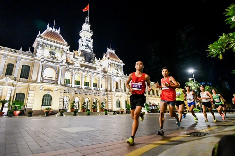 Chạy Techcombank Ho Chi Minh City International Marathon 2019: Nên book phòng ở đâu?
