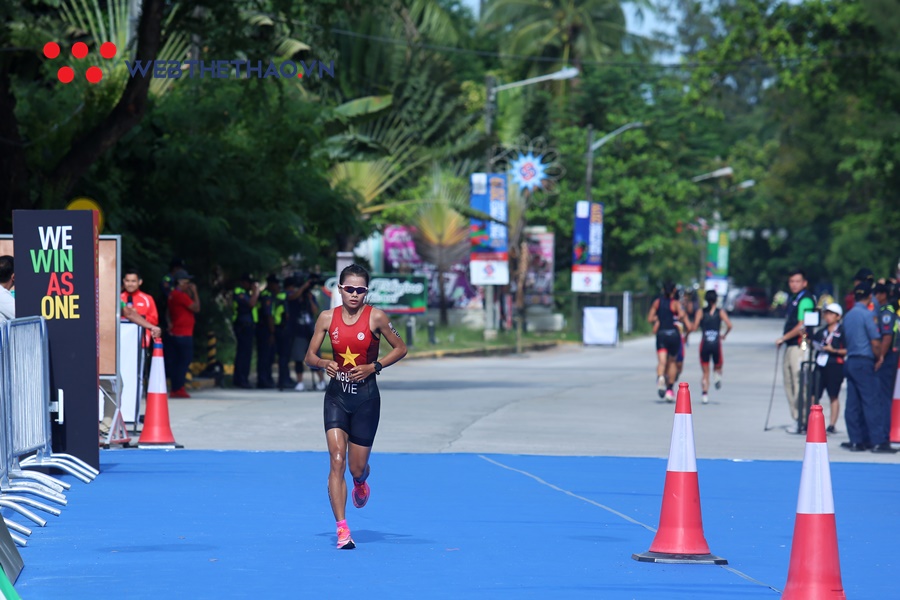 Phương Trinh - từ cô gái thích ăn vặt đến HCĐ duathlon SEA Games 30 siêu ấn tượng
