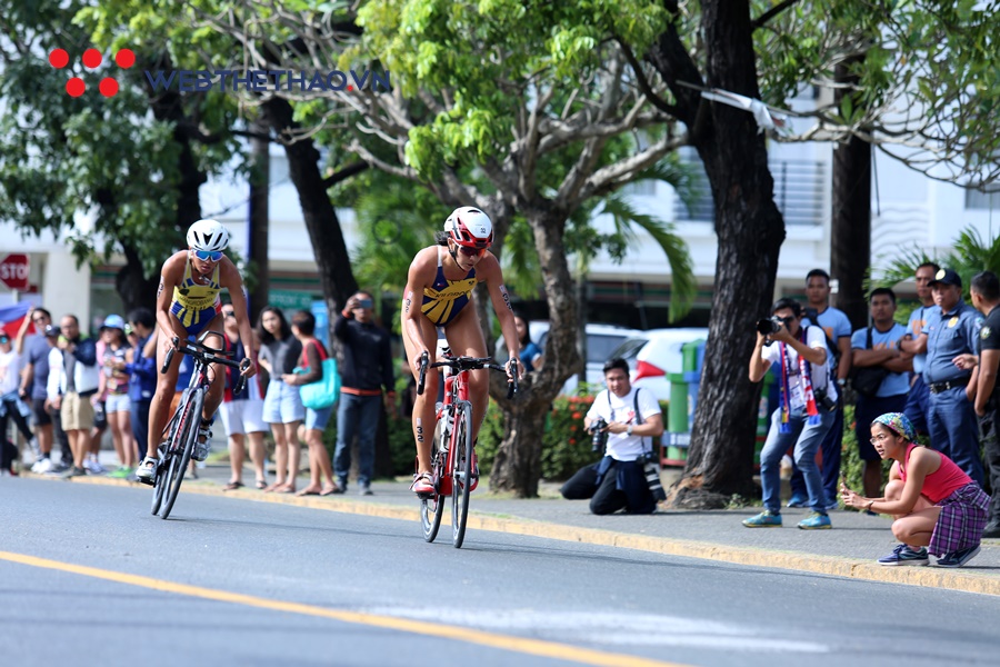 Người mẫu Philippines “xé toang” đường đua triathlon SEA Games 30 bằng vẻ đẹp nóng bỏng Người mẫu Philippines “xé toang” đường đua triathlon SEA Games 30 bằng vẻ đẹp nóng bỏng