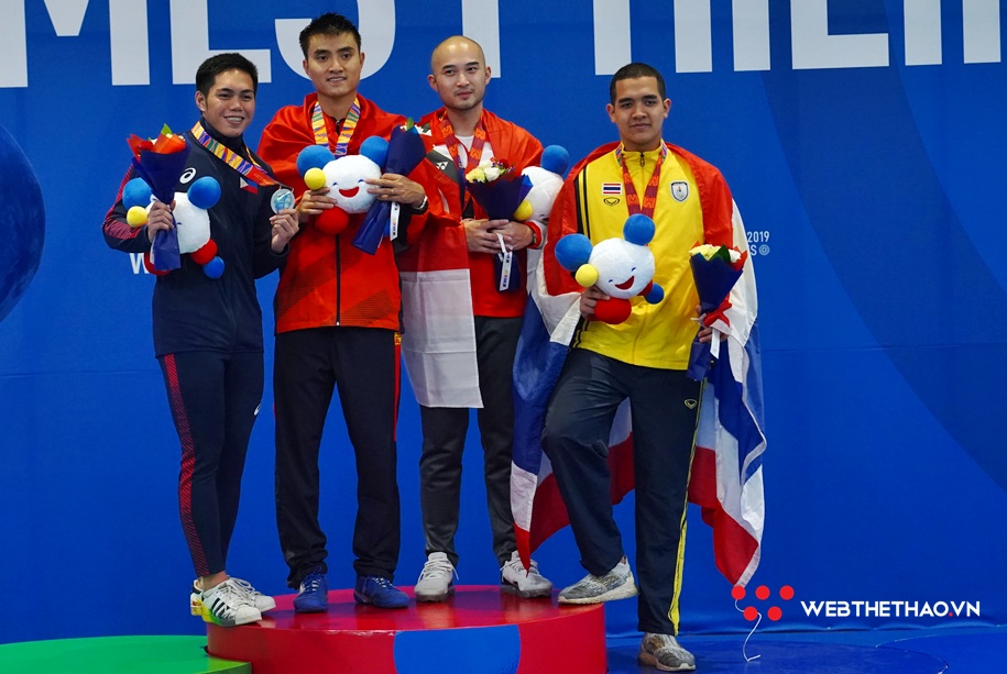 Kiếm thủ Vũ Thành An: Chém đẹp ra HCV SEA Games 30 dù đau gối và áp lực VAR