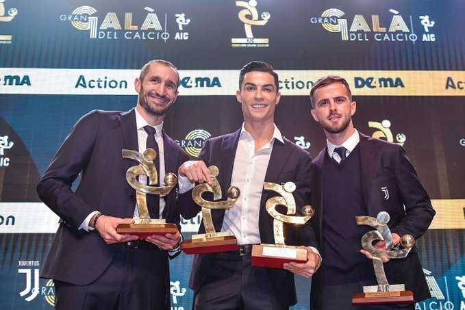 Đội trưởng Juventus kịch liệt "tố cáo" cách chọn Quả bóng vàng