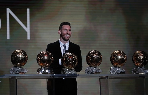 Messi đoạt Quả bóng vàng nhờ hơn Van Dijk số điểm sít sao khó tin