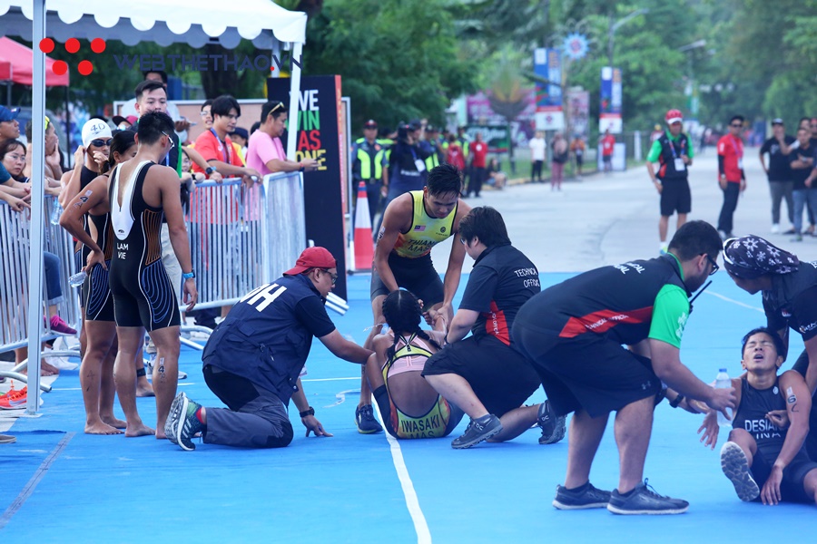 Toàn cảnh vụ Việt Nam tố Malaysia "ăn gian" ở nội dung triathlon hỗn hợp SEA Games 30