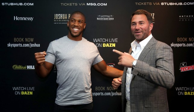 Eddie Hearn: “Joshua đã sẵn sàng để bước lên sàn đấu” Eddie Hearn: “Joshua đã sẵn sàng để bước lên sàn đấu”