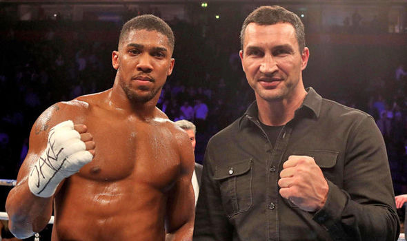 Wladimir Klitschko hỗ trợ tâm lý chiến cho Anthony Joshua