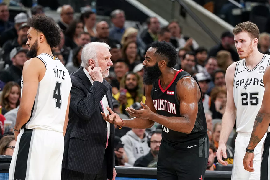 Nhìn lại cú úp rổ bị trọng tài từ chối gây sốt CĐM của James Harden Nhìn lại cú úp rổ bị trọng tài từ chối gây sốt CĐM của James Harden