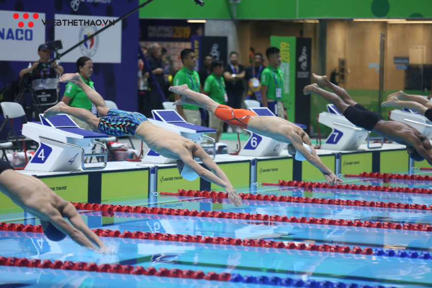 Kết quả SEA Games 30 ngày 05/12: Huy Hoàng “nổ tung” đường đua xanh