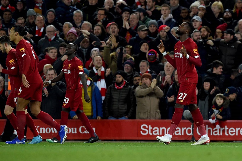 Tin bóng đá 5/12: Liverpool công bố 23 cầu thủ dự Club World Cup