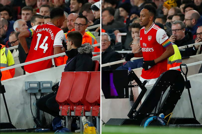 CĐV Arsenal nổi giận khi Aubameyang rời sân lúc “nước sôi lửa bỏng”