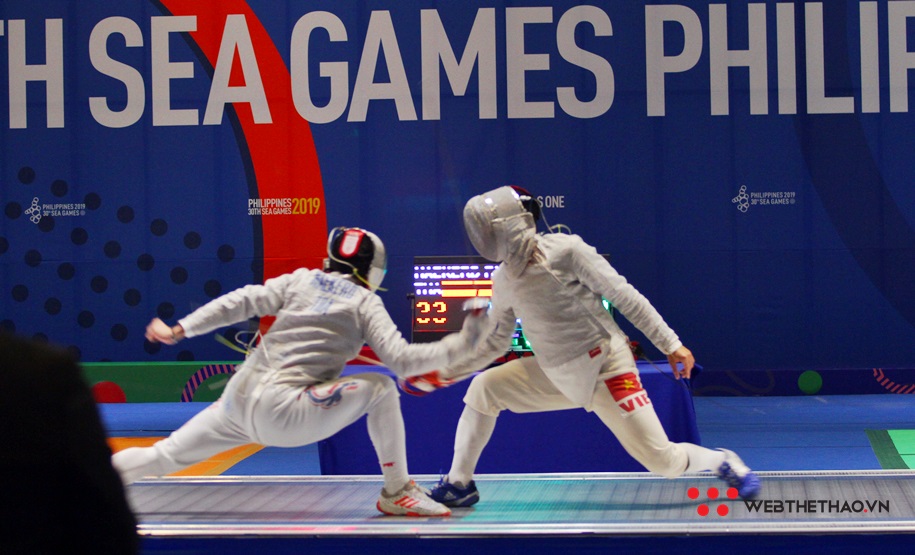 Vũ Thành An cùng ĐT kiếm chém nam đánh bại Thái Lan mang về HCV SEA Games 30