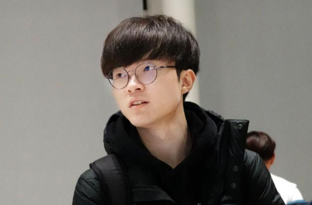 Phỏng vấn Faker trong ngày đầu tiên tại All-star LMHT 2019
