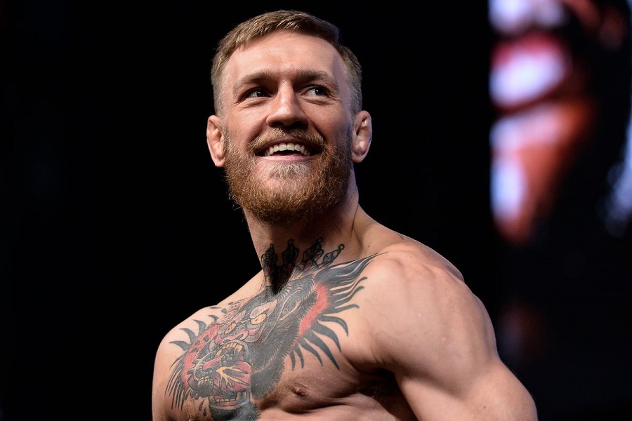 Conor McGregor tung ảnh tập luyện chuẩn bị cho trận đấu với Donald Cerrone
