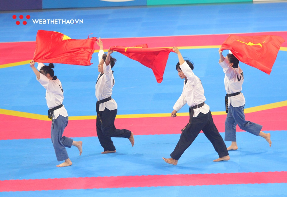 Đội quyền sáng tạo Taekwondo thống trị thế giới và mơ ước chạm vào Cúp Chiến thắng 2019