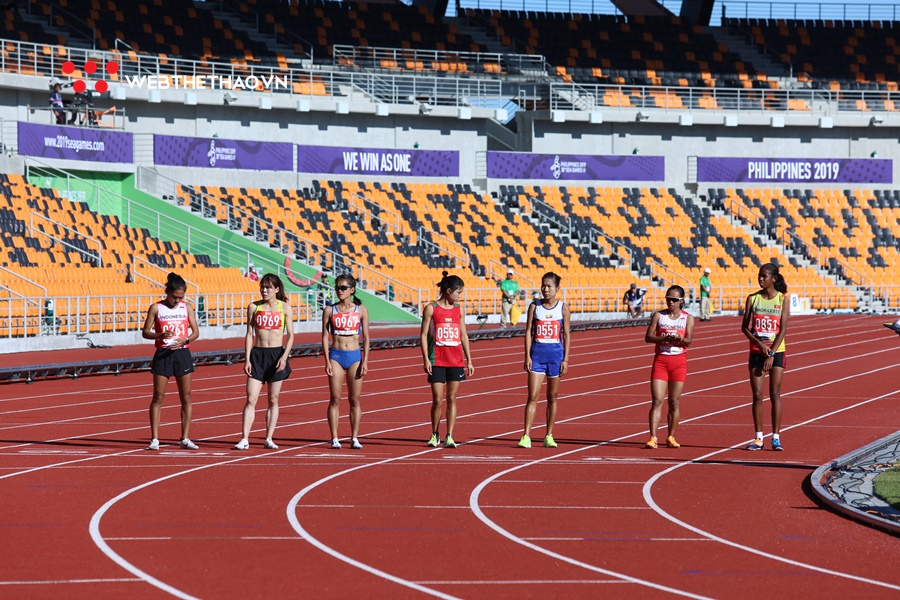 Sau “cú đổ gục marathon”, Hồng Lệ cùng Phạm Thị Huệ thống trị 10.000m SEA Games 30 Sau “cú đổ gục marathon”, Hồng Lệ cùng Phạm Thị Huệ thống trị 10.000m SEA Games 30