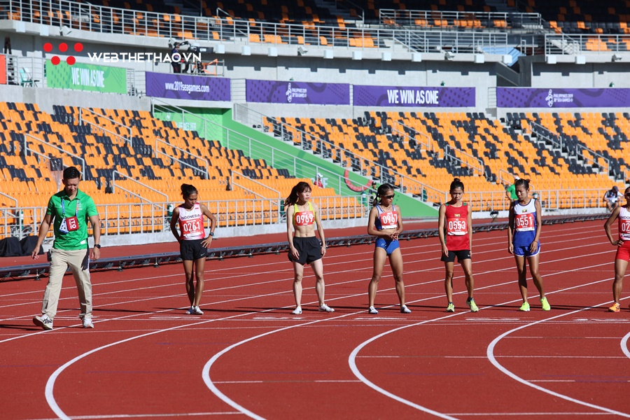 “Nhà vô địch chân đất” lấy chồng 9 tháng, chưa gặp bố mẹ đẻ vì tập trung giành HCV SEA Games 30 “Nhà vô địch chân đất” lấy chồng 9 tháng, chưa gặp bố mẹ đẻ vì tập trung giành HCV SEA Games 30