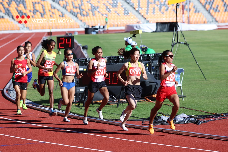 “Nhà vô địch chân đất” lấy chồng 9 tháng, chưa gặp bố mẹ đẻ vì tập trung giành HCV SEA Games 30 “Nhà vô địch chân đất” lấy chồng 9 tháng, chưa gặp bố mẹ đẻ vì tập trung giành HCV SEA Games 30