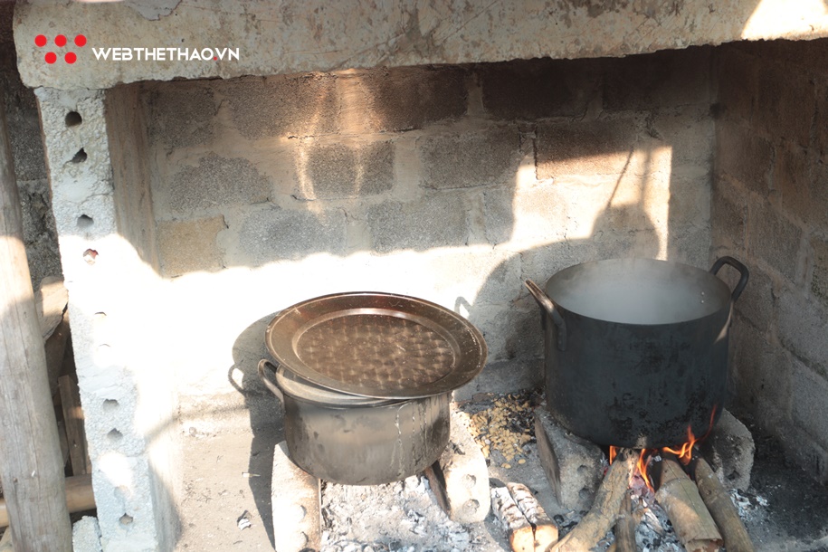 Thăm nhà Quách Thị Lan &ndash; Quách C&ocirc;ng Lịch ở mi&ecirc;̀n qu&ecirc; thanh bình Ngọc Lặc