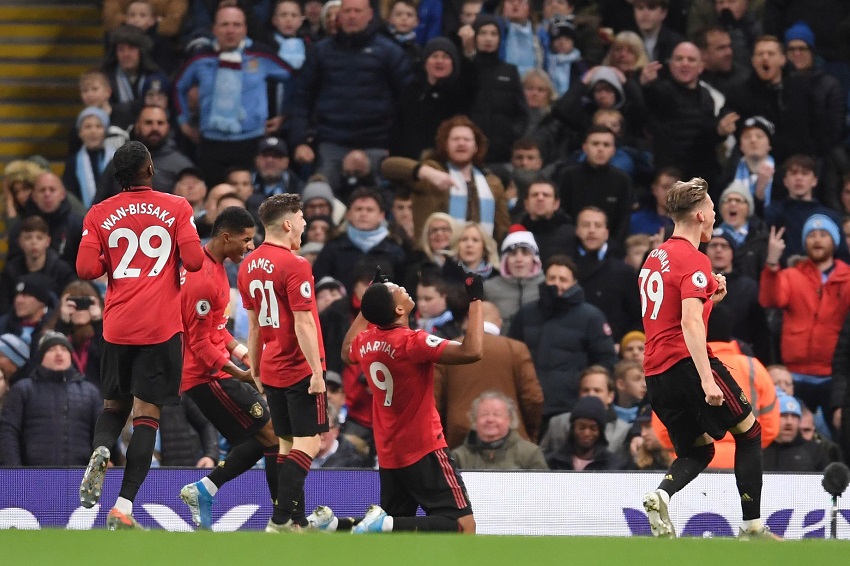 CĐV MU khen ngợi 2 cầu thủ nổi bật sau chiến thắng trước Man City