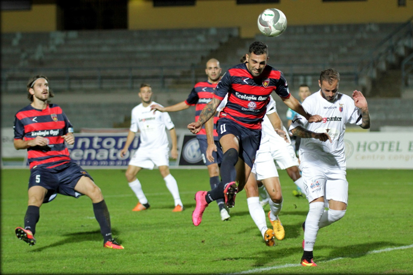 Nhận định Perugia vs Cosenza 03h00 ngày 10/12 (Serie B 2019/20)