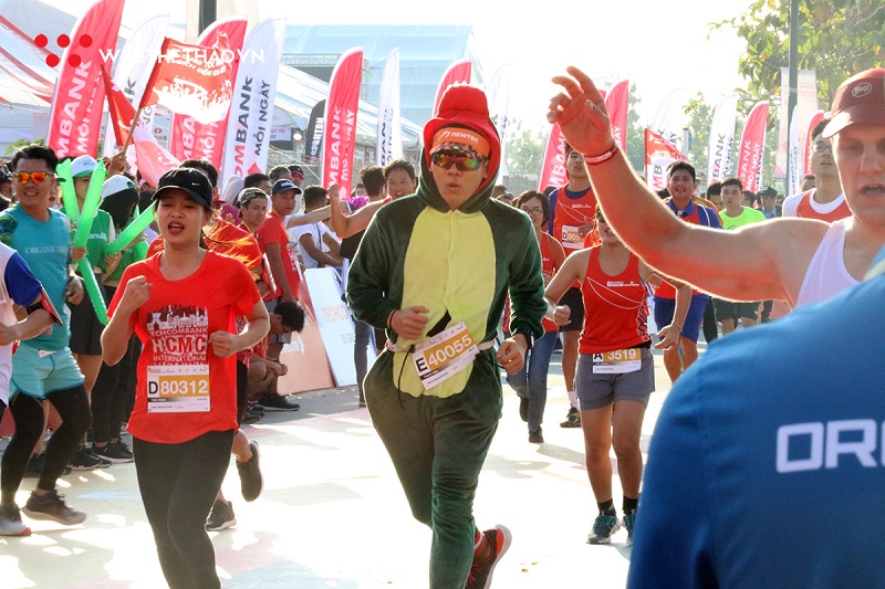 Những hình ảnh Cosplay thú vị nhất Techcombank Ho Chi Minh City International Marathon 2019