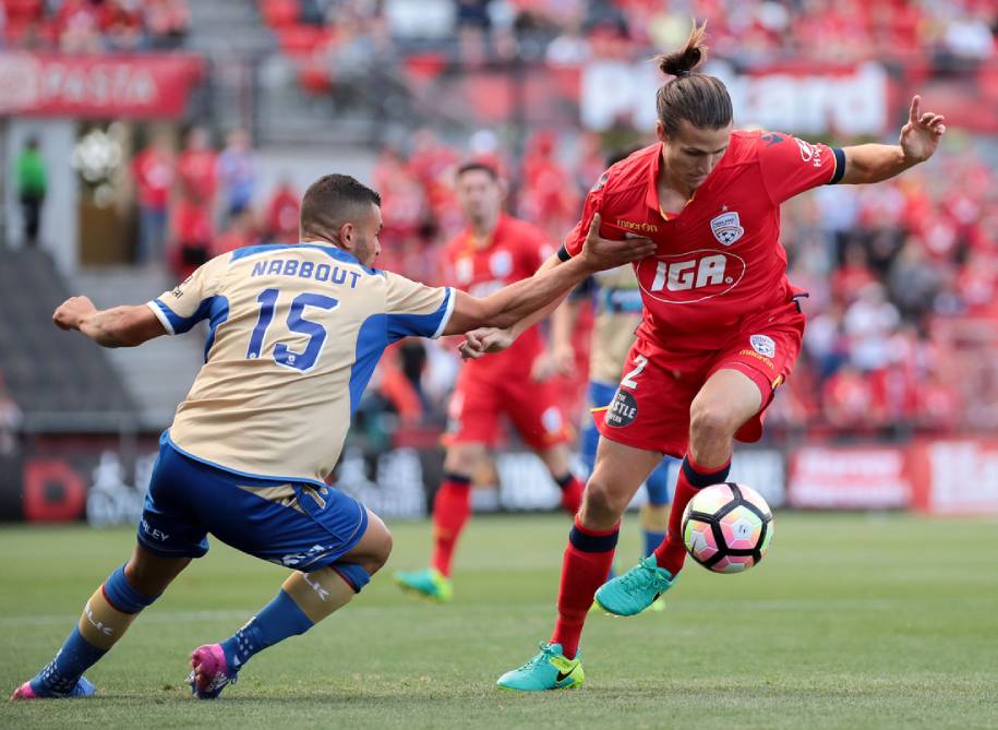 Trực tiếp Adelaide  vs Newcastle Jets: Giữ lại 3 điểm