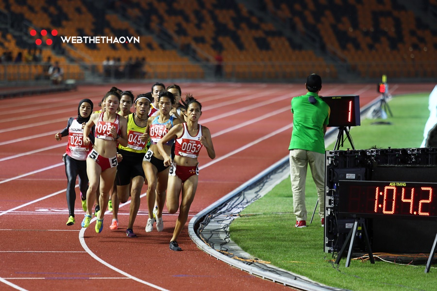 Cô gái mắc bạo bệnh giành HCV 800m SEA Games 30 muộn màng Cô gái mắc bạo bệnh giành HCV 800m SEA Games 30 muộn màng