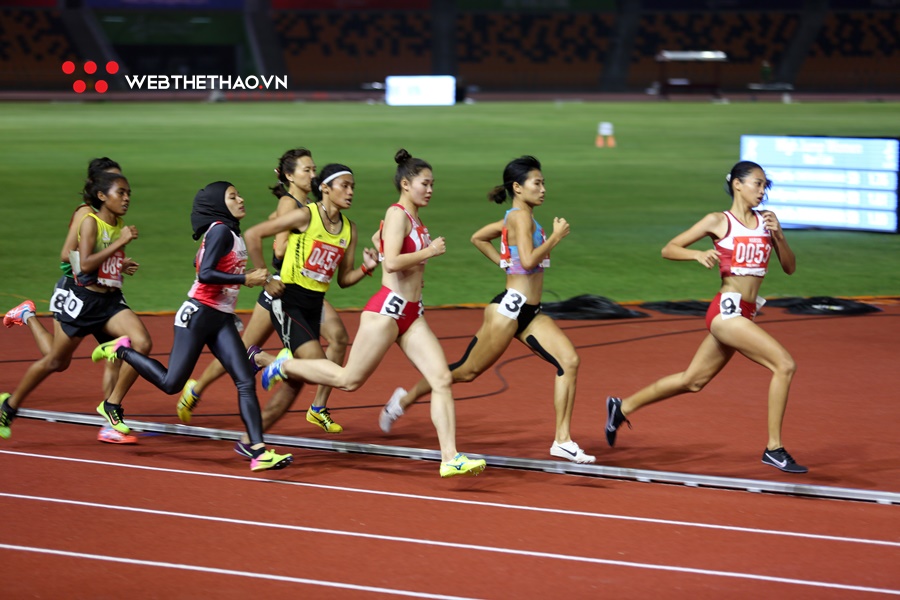 Cô gái mắc bạo bệnh giành HCV 800m SEA Games 30 muộn màng Cô gái mắc bạo bệnh giành HCV 800m SEA Games 30 muộn màng