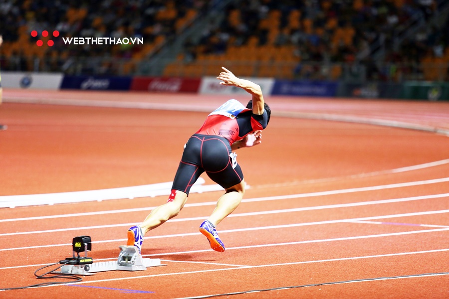 “Măng non” của Quách Công Lịch giành HCV 400m đầy cảm xúc ngay lần đầu dự SEA Games