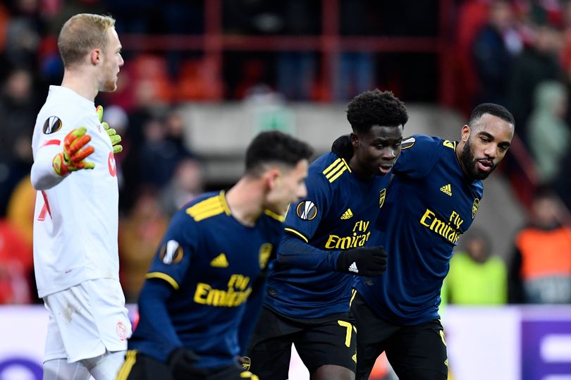 Arsenal thoát hiểm khiến Ljungberg phải “cầu xin” các ngôi sao lớn