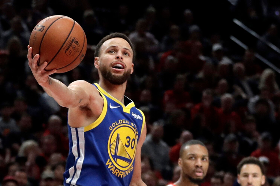 Vì sao huyền thoại Gary Payton tin rằng Stephen Curry không phải là PG?