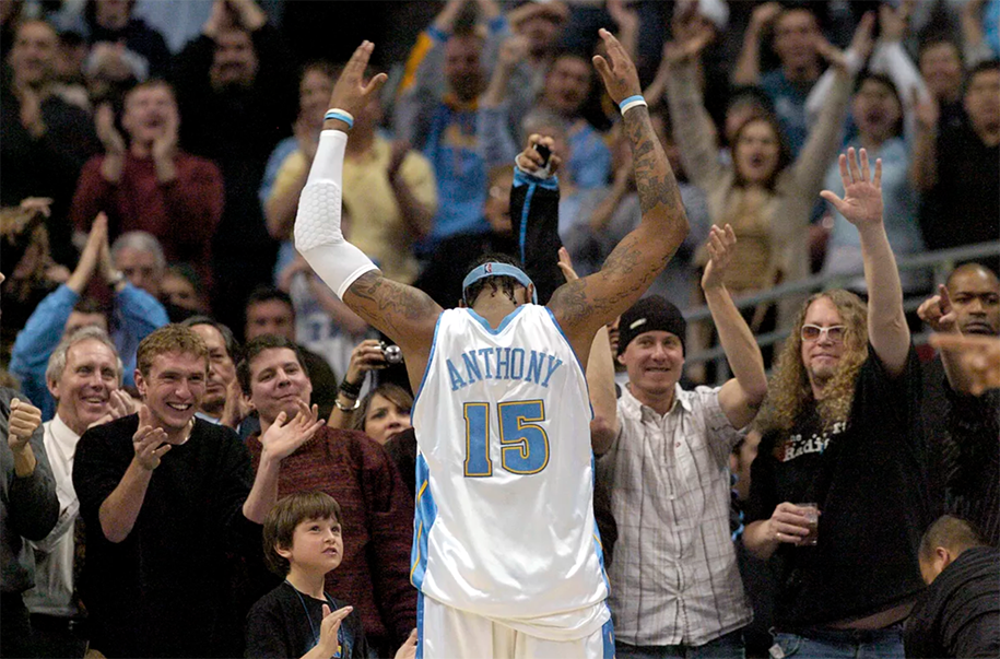 Carmelo Anthony muốn được cả Denver Nuggets lẫn New York Knicks treo áo vinh danh