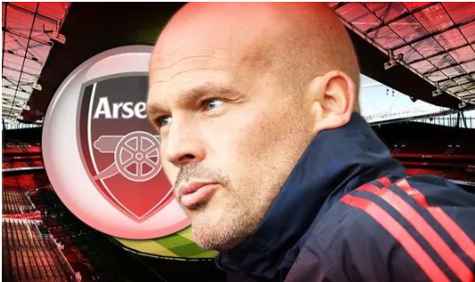 Ljungberg đưa ra tối hậu thư cho Arsenal trước trận gặp Man City