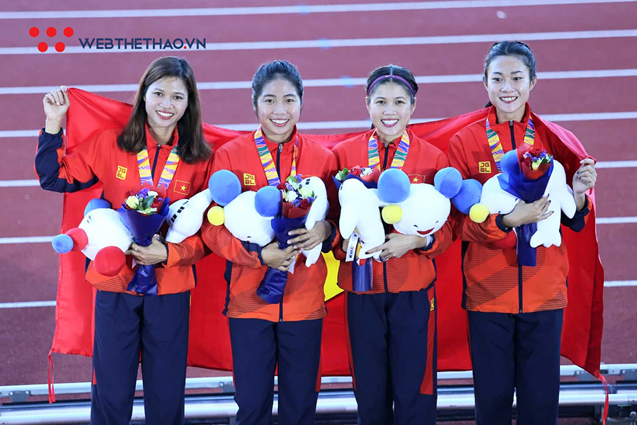 Thạc sĩ điền kinh Trần Thị Yến Hoa nhận thưởng nóng SEA Games 30 từ Thừa Thiên Huế