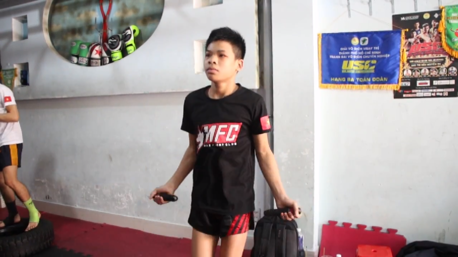 Võ sĩ nhí từ câu lạc bộ Max Fight bước đến Bài Danh Chiến