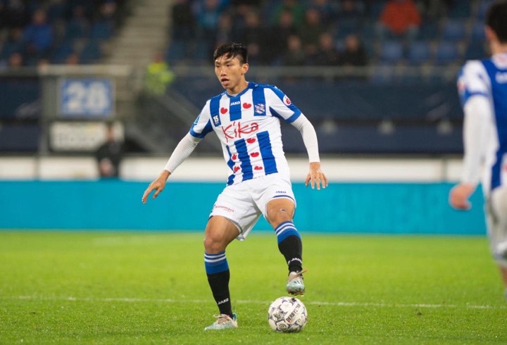 Văn Hậu nên ở lại Hà Lan hay về tham dự VCK U23 châu Á 2020?
