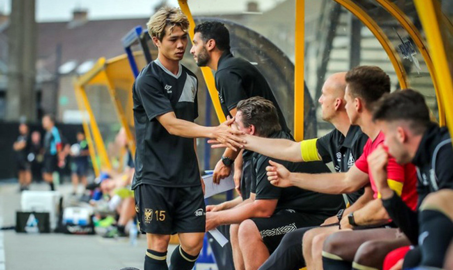 CĐV mong Công Phượng rời Sint-Truiden nhưng không thiếu sự nghi ngờ