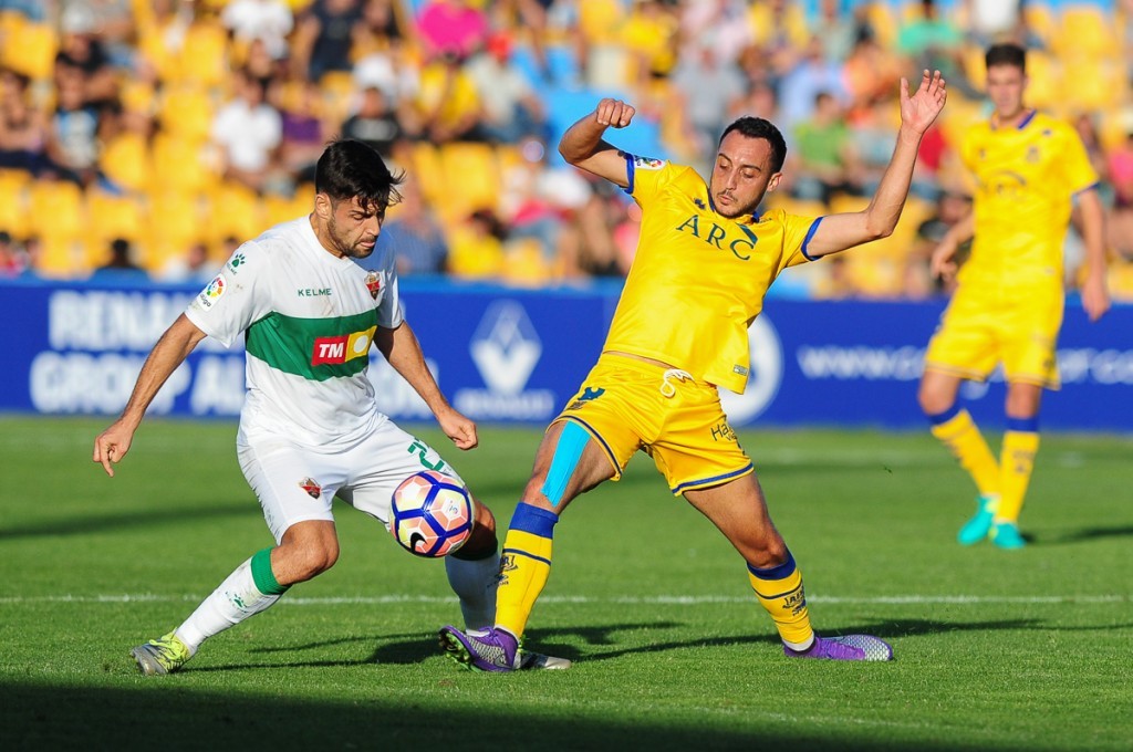Nhận định Alcorcon vs Fuenlabrada 00h00, ngày 23/12 (hạng 2 Tây Ban Nha)