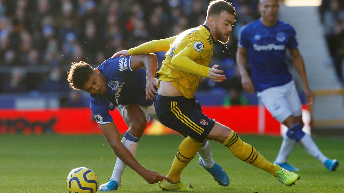 Everton và Arsenal bất phân thắng bại khi chia tay 2 HLV tạm quyền