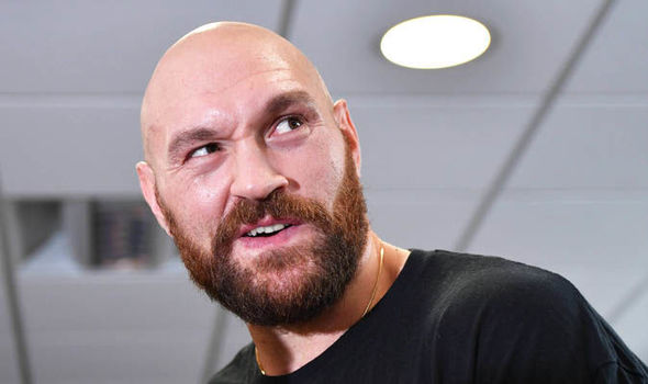 Tyson Fury “cà khịa” Deontay Wilder trước thềm trận tái đấu