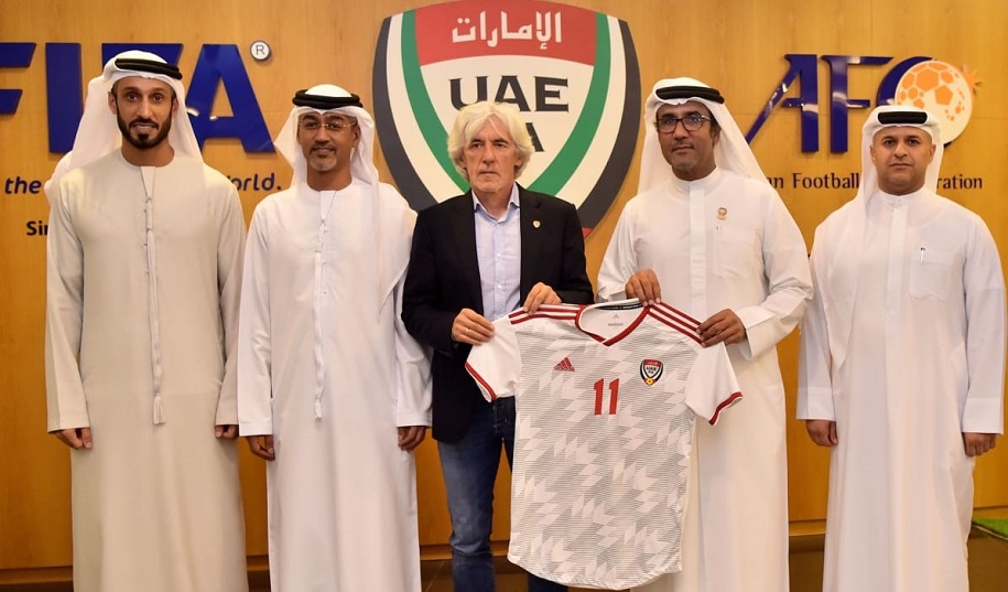 UAE có HLV trưởng mới để “đòi nợ” ĐT Việt Nam