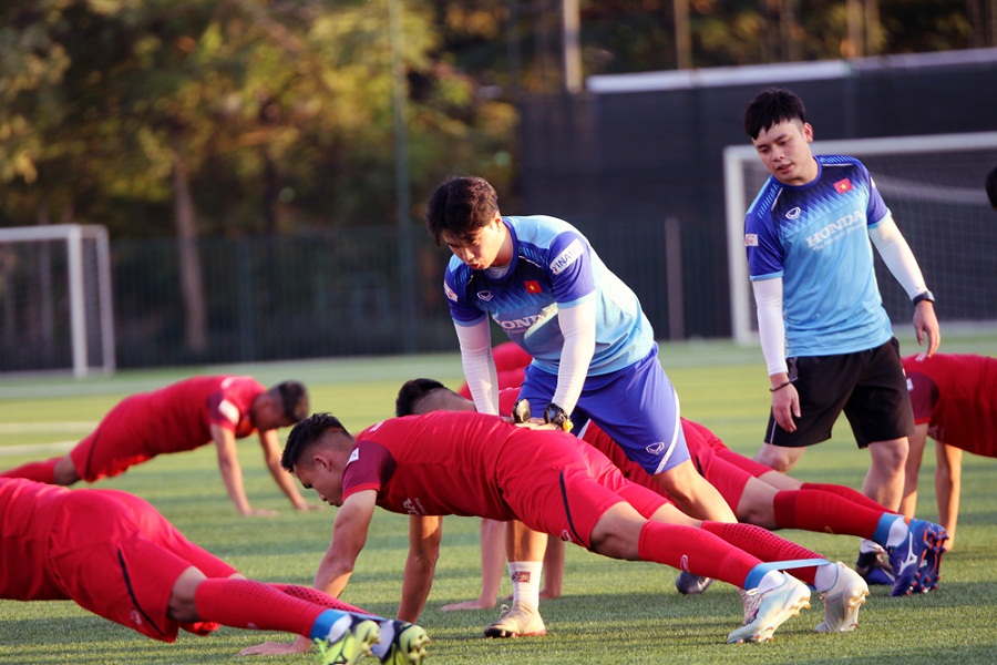 ĐTQG và U23 Việt Nam sẽ có hai trợ lý ngôn ngữ riêng biệt