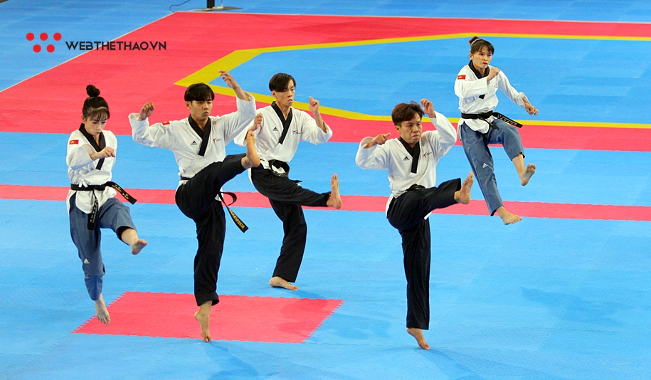Đội quyền sáng tạo Taekwondo thống trị thế giới và mơ ước chạm vào Cúp Chiến thắng 2019