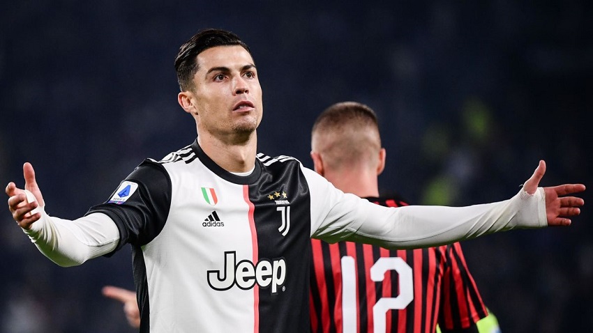 Ronaldo được tiết lộ suýt tới AC Milan thay vì Juventus