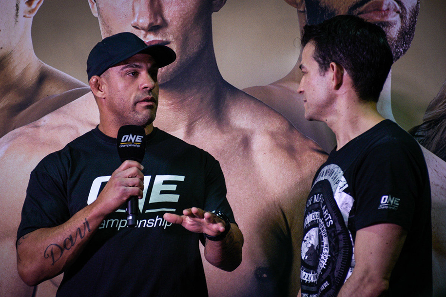Vitor Belfort lại gửi lời thách đấu Wanderlei Silva sau … 21 năm Vitor Belfort lại gửi lời thách đấu Wanderlei Silva sau … 21 năm