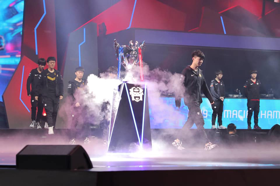 Kết quả Demacia Cup 2019 ngày 29/12: RNG lên ngôi vô địch