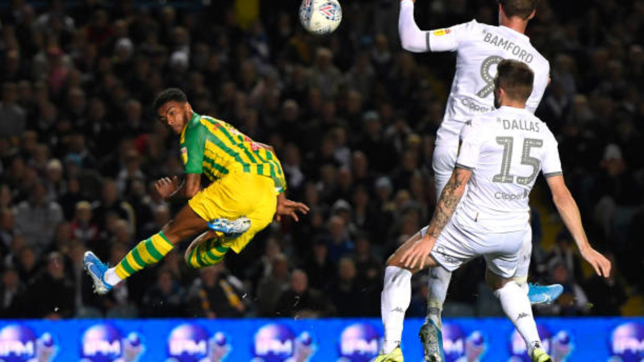 Soi kèo West Bromwich vs Leeds United 00h15, 02/01 (Hạng Nhất Anh)