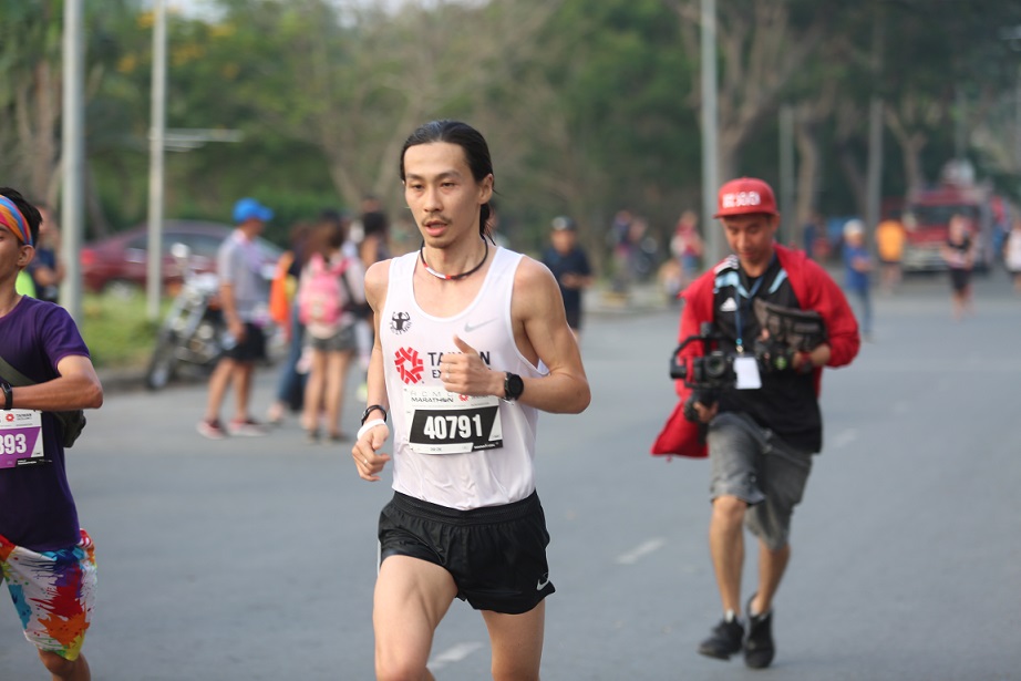 HCMC Marathon 2019: Bất ngờ VĐV hạng phong trào chạy marathon nhanh hơn Elite